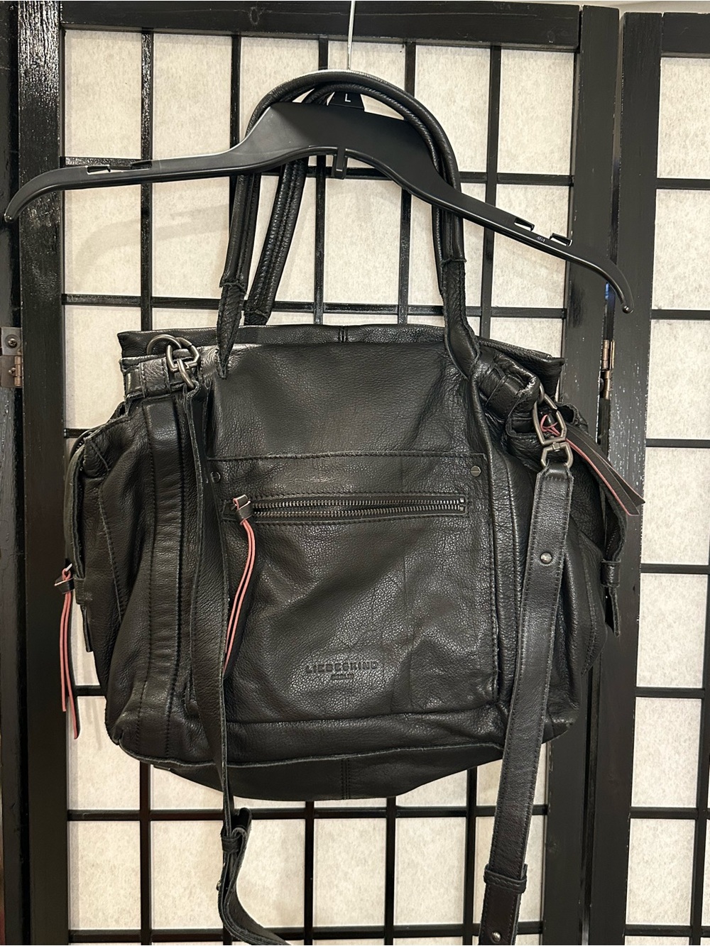 Liebeskind Black Leather Shoulder Bag with Contrast Trim